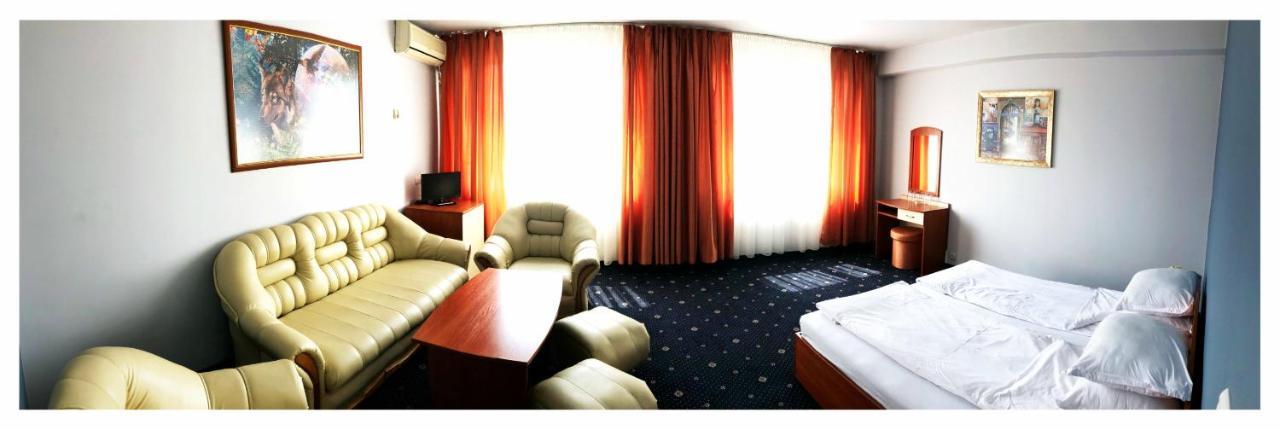 Hotel Rahovets Gorna Oryakhovitsa Exterior foto